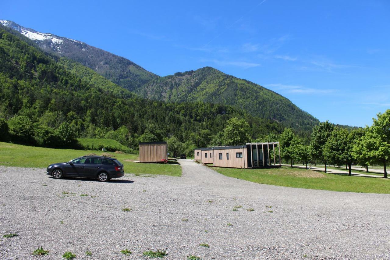 Chaletpark Petzen Hotell Feistritz ob Bleiburg Exteriör bild